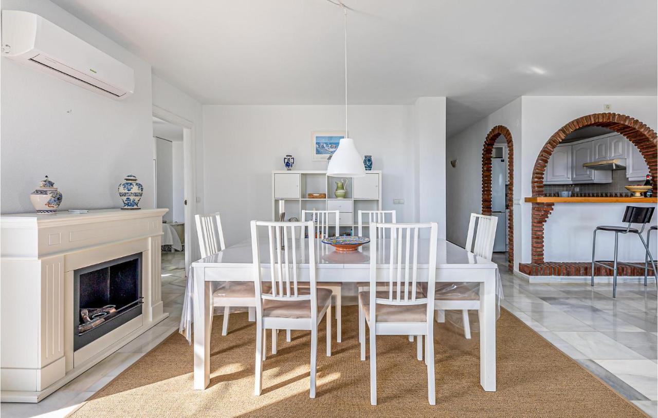 Appartement 2 Bedroom Stunning In *