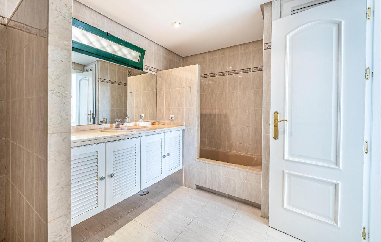 2 Bedroom Stunning In